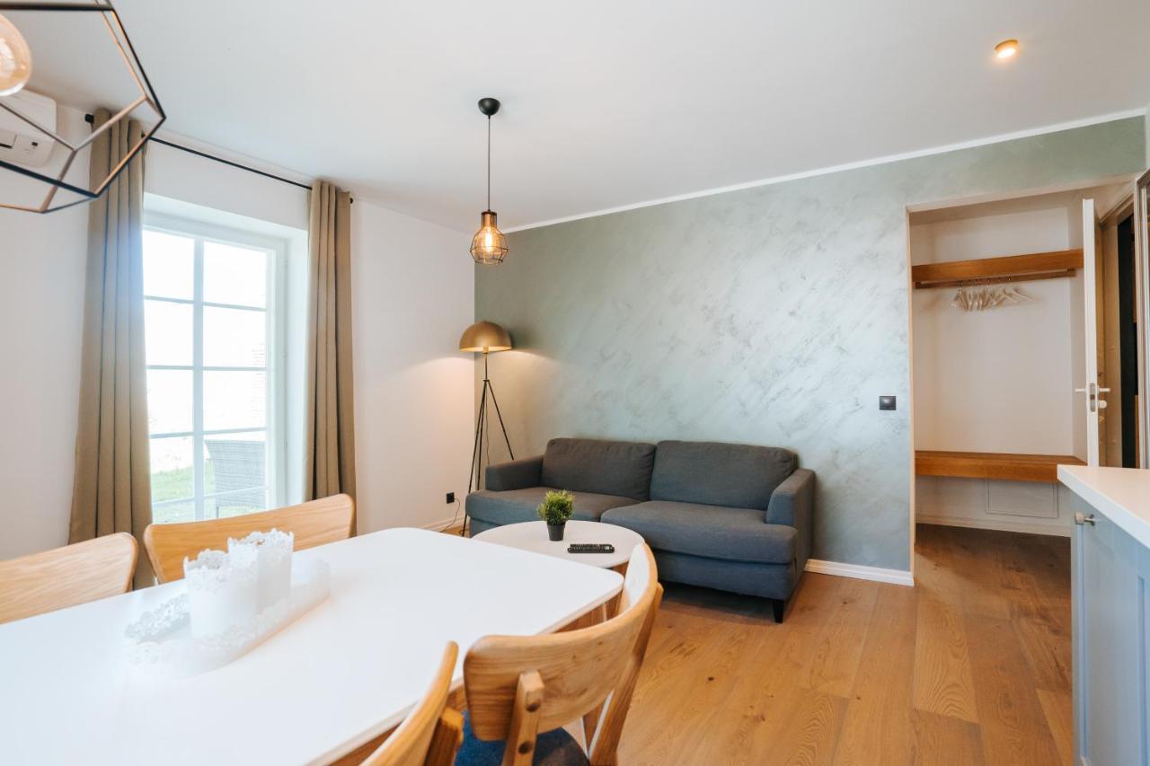 Wiedemanni 13/1 Apartments Haapsalu Eksteriør billede