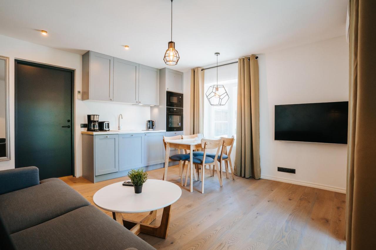 Wiedemanni 13/1 Apartments Haapsalu Eksteriør billede